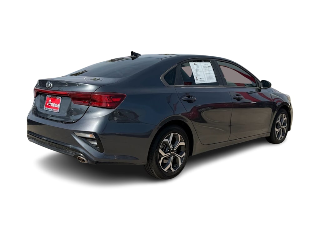 Thumbnail: 2021 Kia Forte - 18
