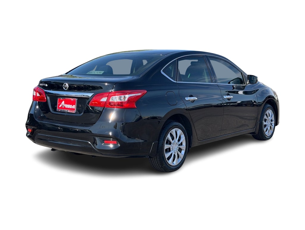 Thumbnail: 2019 Nissan Sentra - 15