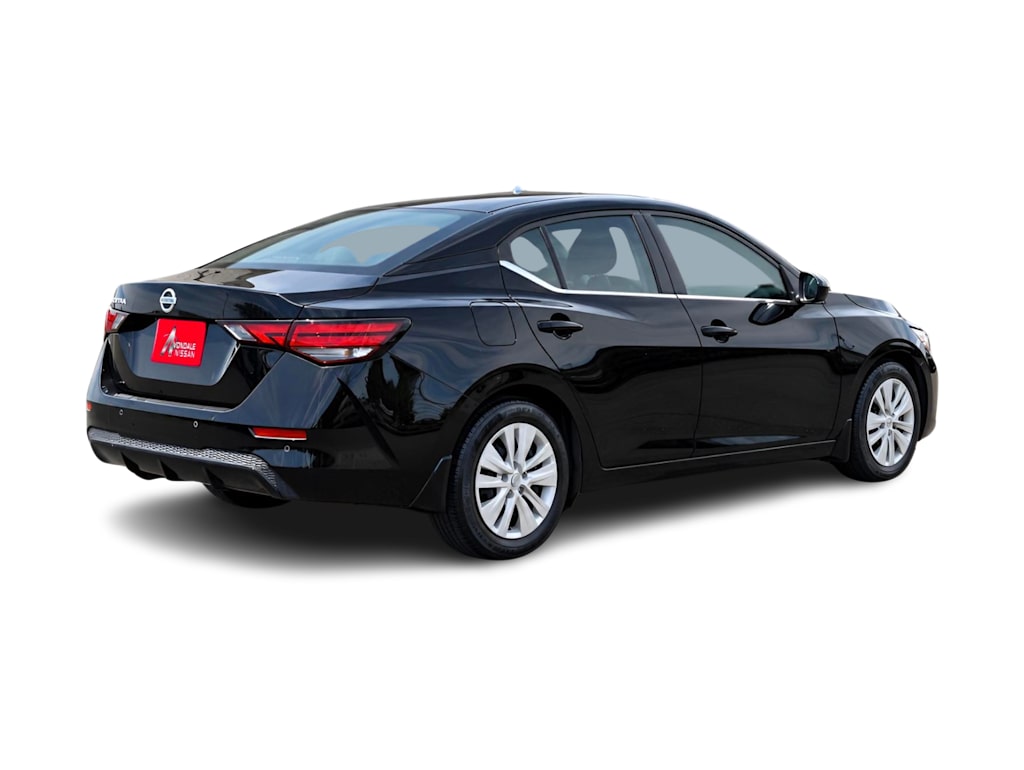 Thumbnail: 2023 Nissan Sentra - 9
