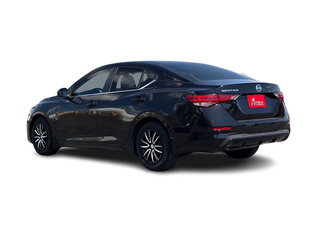 Thumbnail: 2023 Nissan Sentra - 4
