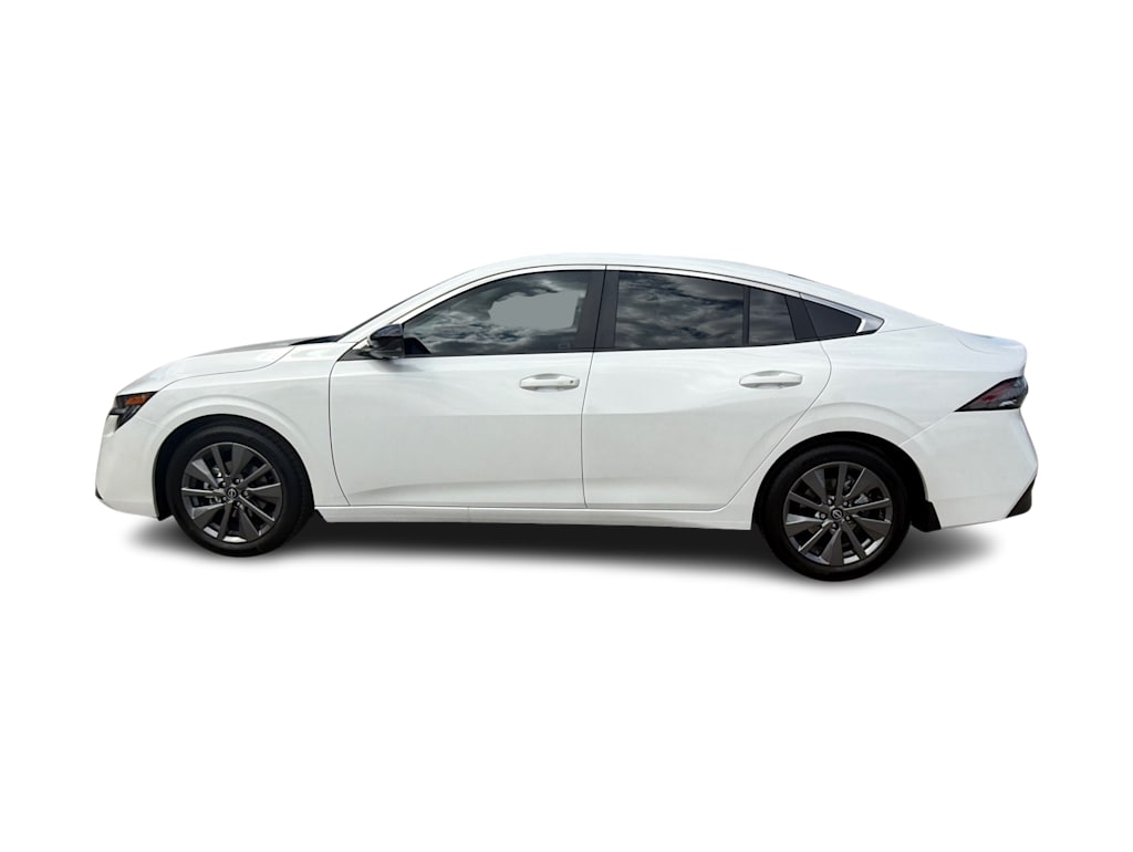 Thumbnail: 2026 Nissan Sentra - 3