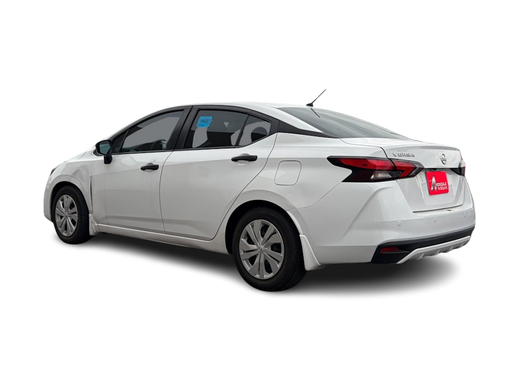 Thumbnail: 2020 Nissan Versa - 3