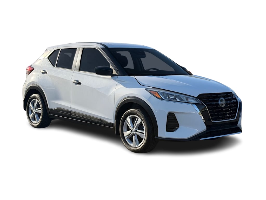 Thumbnail: 2025 Nissan Kicks - 18