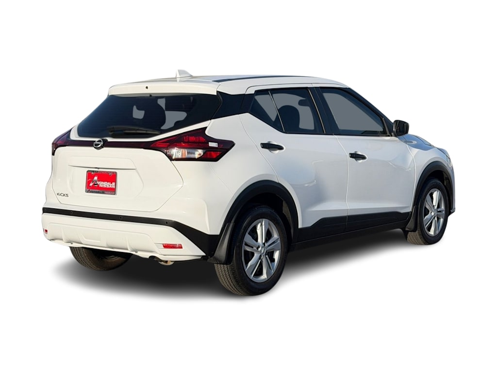 Thumbnail: 2025 Nissan Kicks - 16