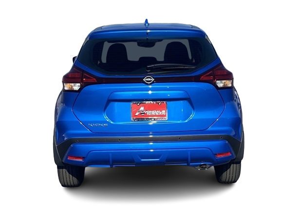 2025 Nissan Kicks S 4