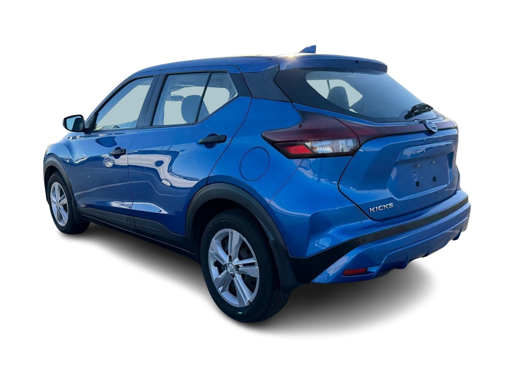 Thumbnail: 2021 Nissan Kicks - 3