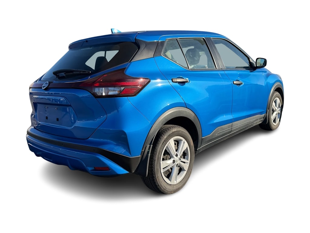 Thumbnail: 2021 Nissan Kicks - 11