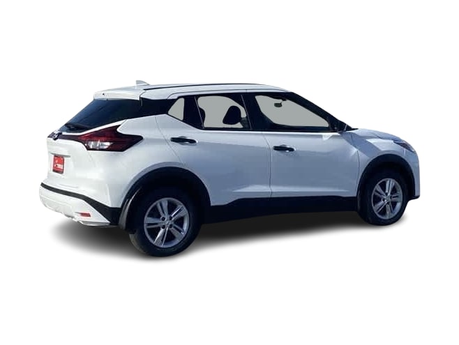 Thumbnail: 2025 Nissan Kicks - 17