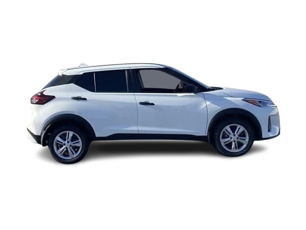 Thumbnail: 2025 Nissan Kicks - 17