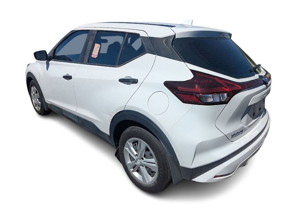Thumbnail: 2021 Nissan Kicks - 3