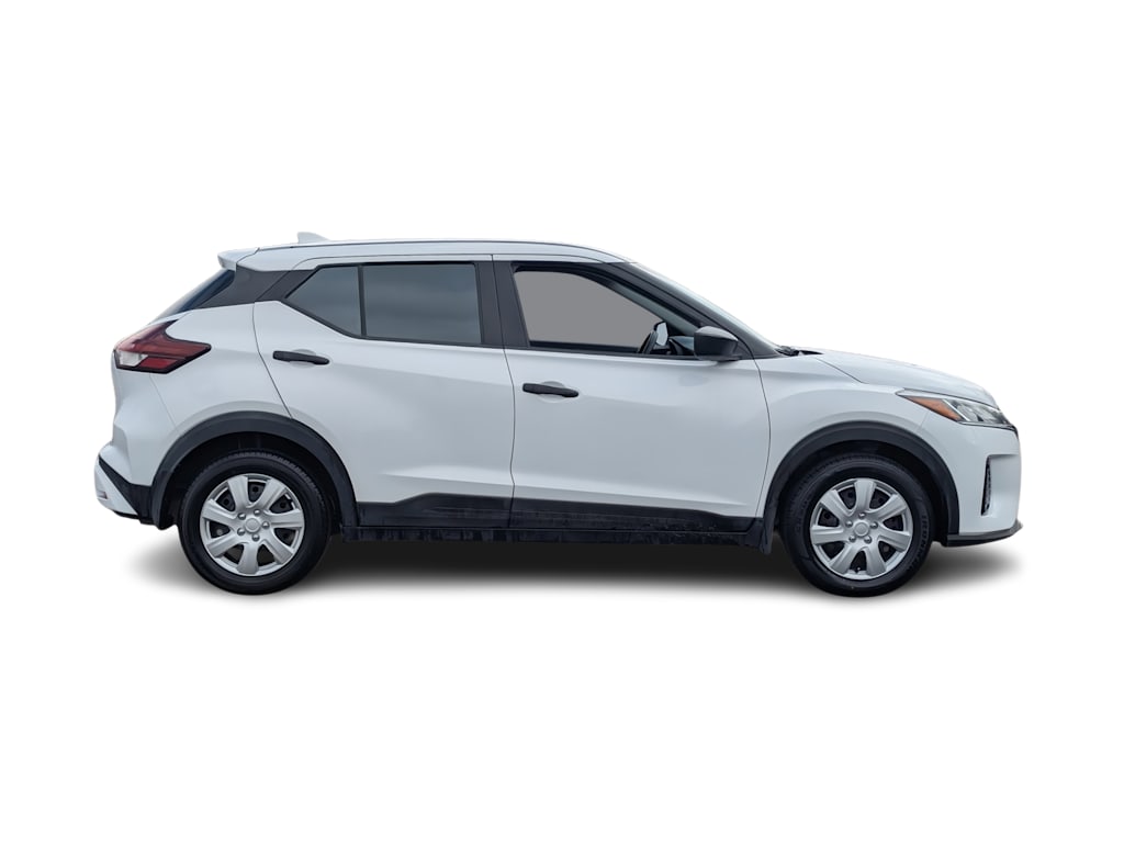 Thumbnail: 2021 Nissan Kicks - 21