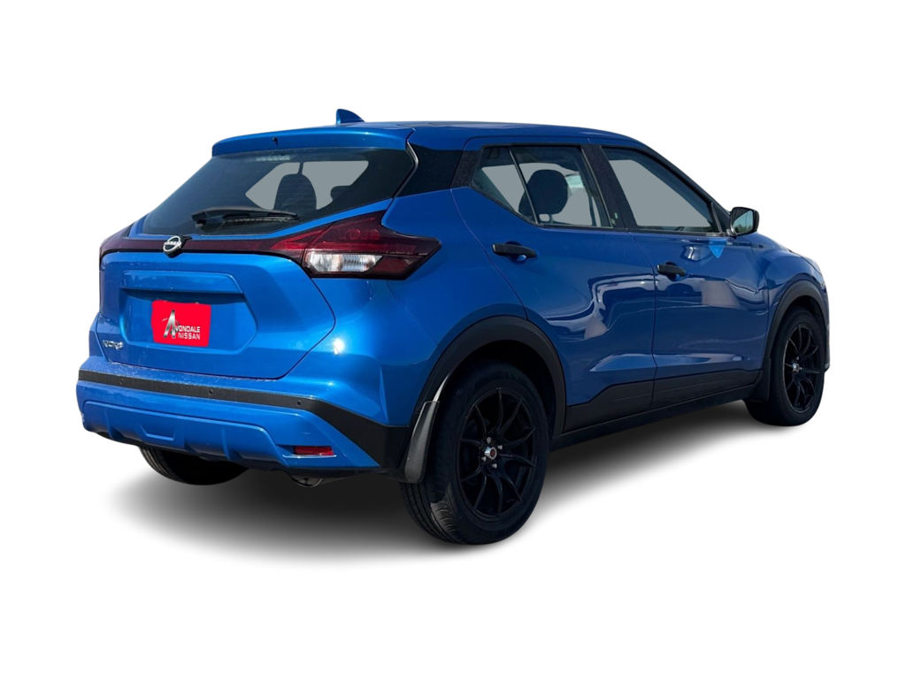 Thumbnail: 2023 Nissan Kicks - 8