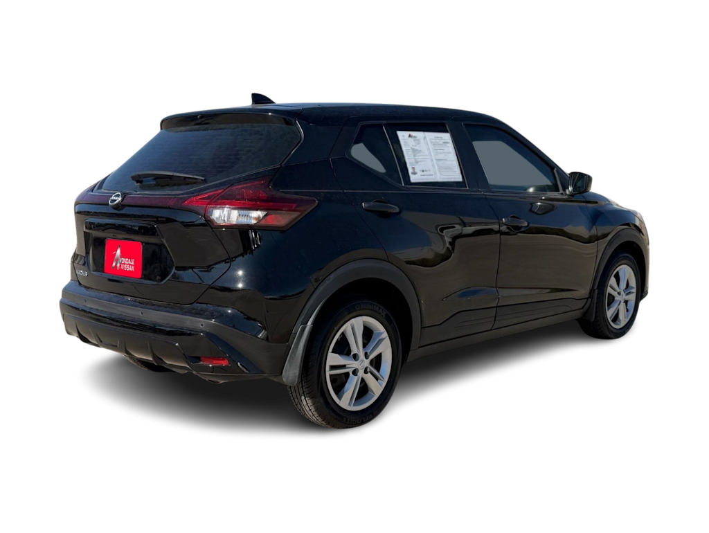 Thumbnail: 2024 Nissan Kicks - 16