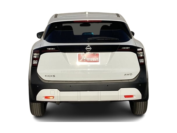 Thumbnail: 2025 Nissan Kicks - 4