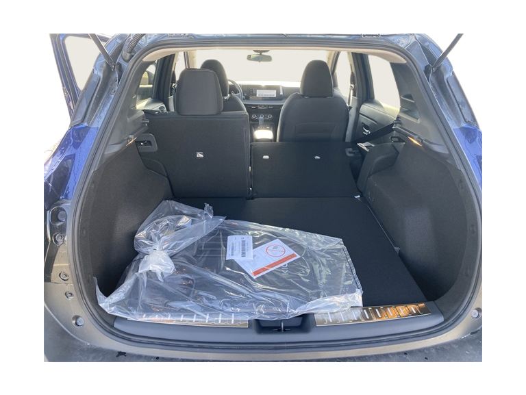 2025 Nissan Kicks SV 13