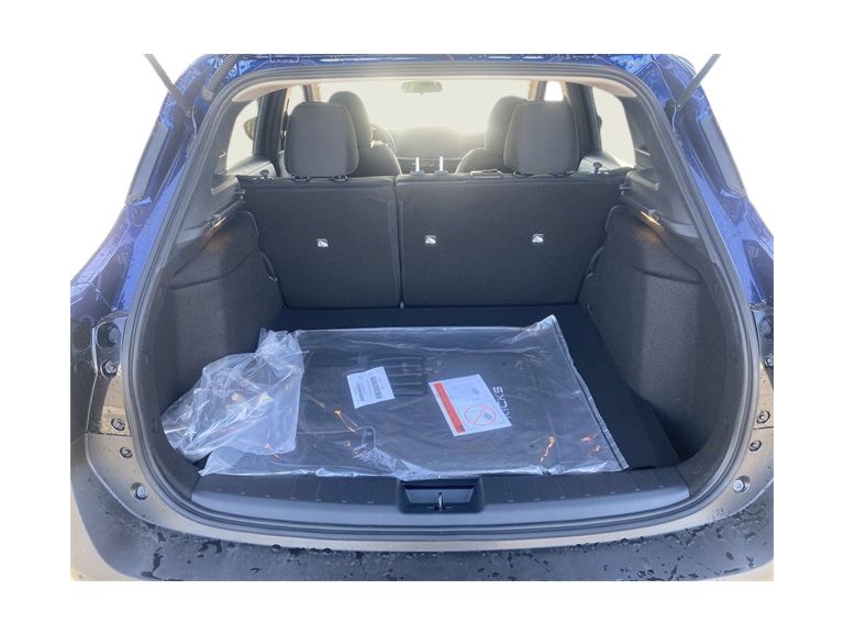 2025 Nissan Kicks SV 14