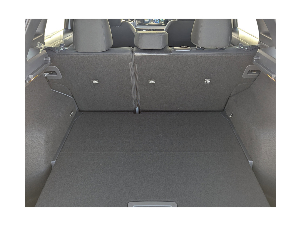 Thumbnail: 2026 Nissan Kicks - 14