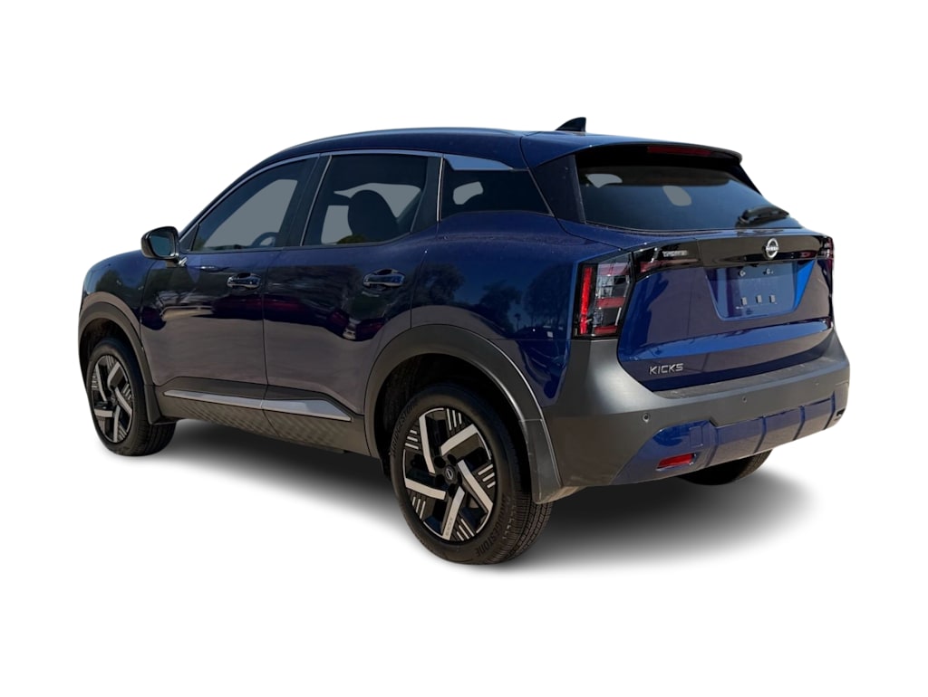 Thumbnail: 2026 Nissan Kicks - 4