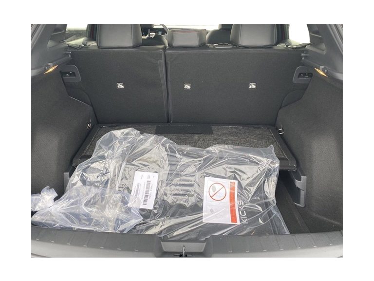 Thumbnail: 2025 Nissan Kicks - 13