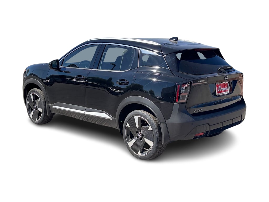 Thumbnail: 2026 Nissan Kicks - 4