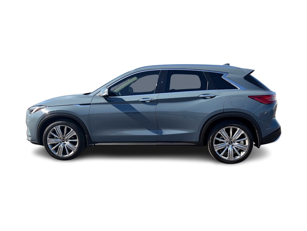 Thumbnail: 2022 INFINITI QX50 - 3