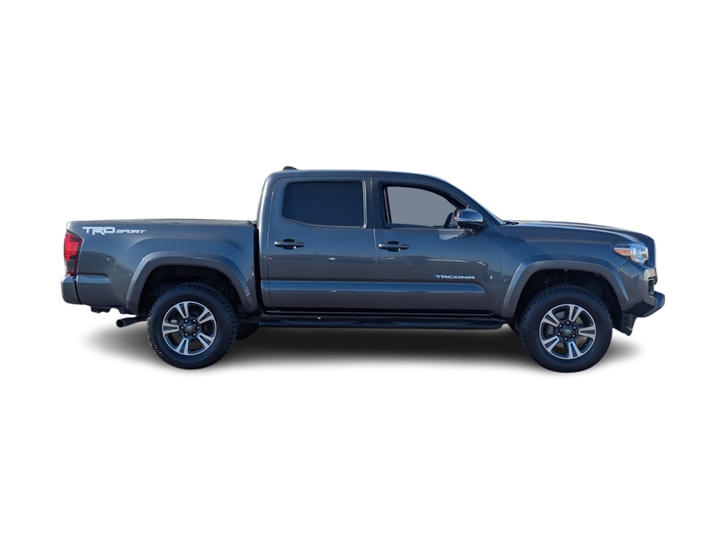 Thumbnail: 2019 Toyota Tacoma - 20