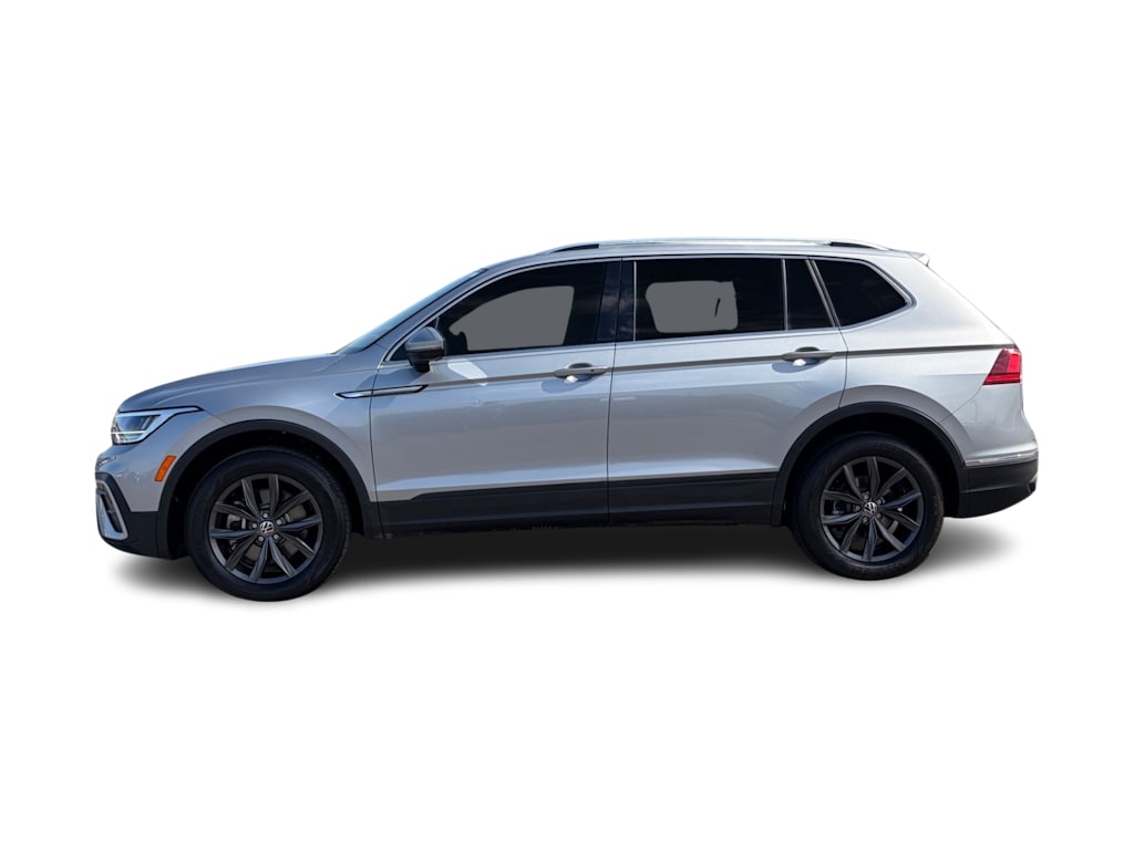 Thumbnail: 2024 Volkswagen Tiguan - 3