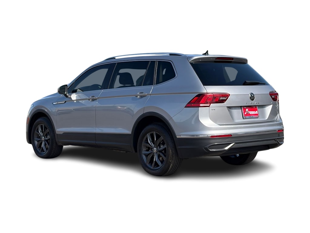 Thumbnail: 2024 Volkswagen Tiguan - 4