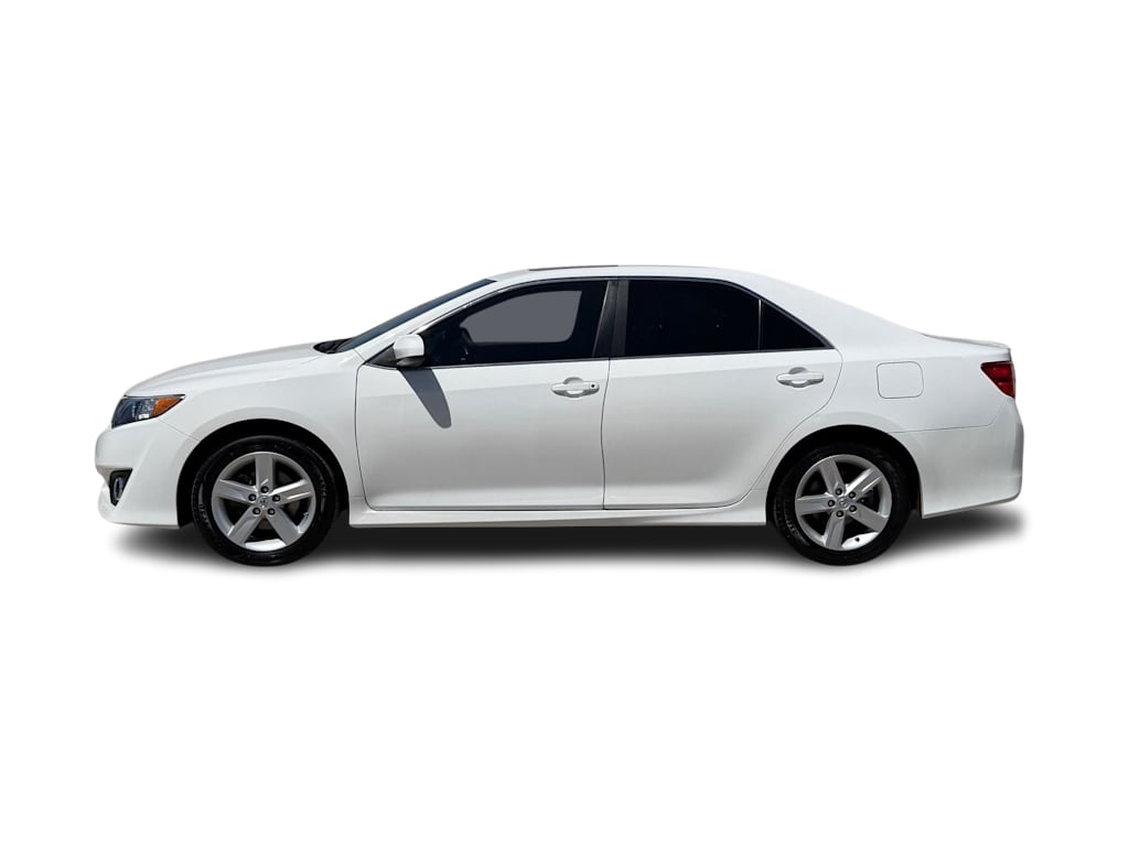 Thumbnail: 2013 Toyota Camry - 3