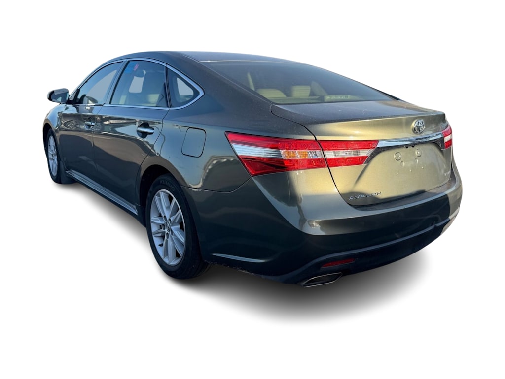 Thumbnail: 2013 Toyota Avalon - 3