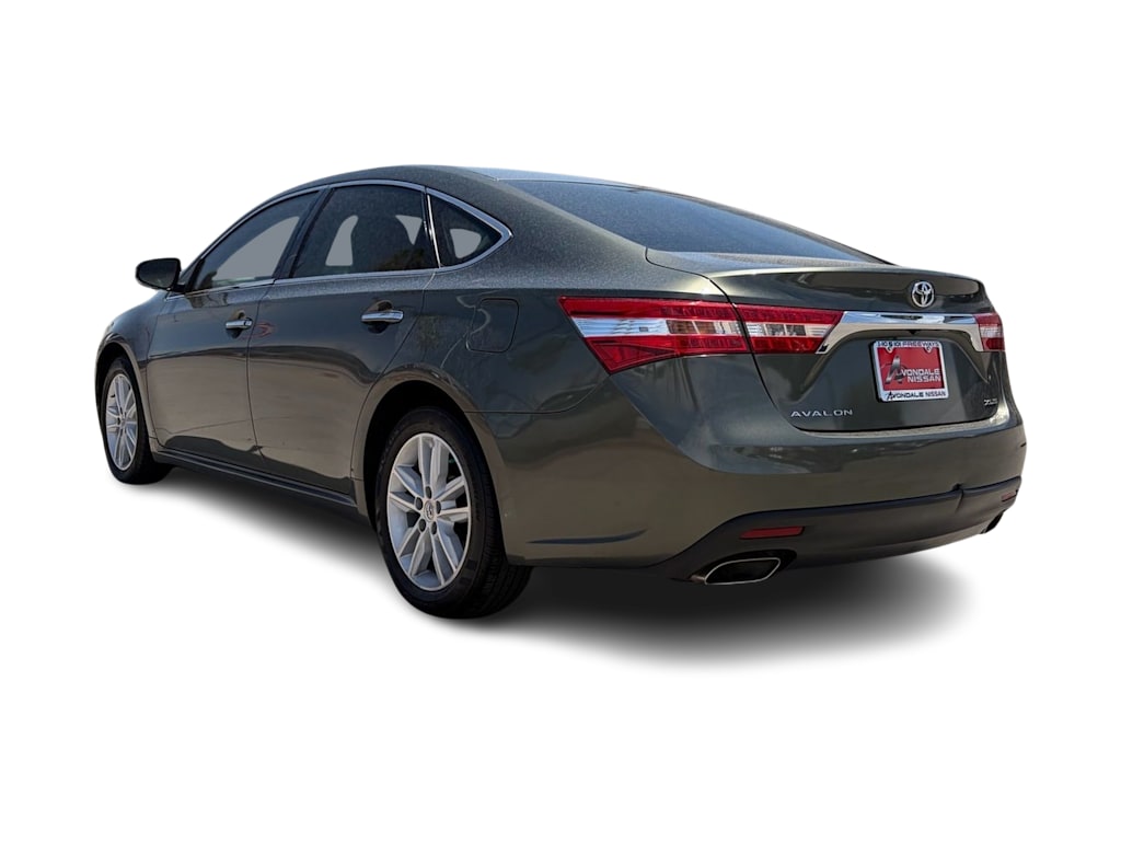 Thumbnail: 2013 Toyota Avalon - 4