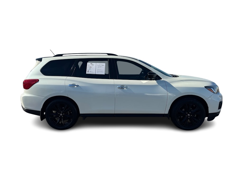 Thumbnail: 2018 Nissan Pathfinder - 18