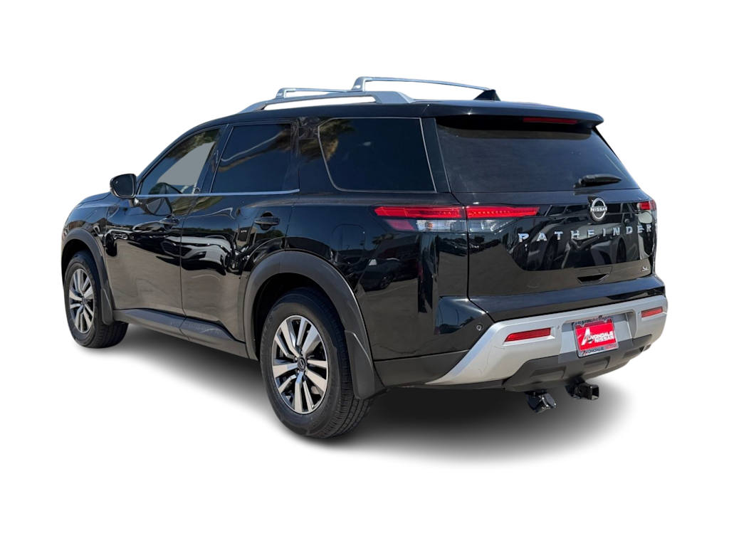Thumbnail: 2022 Nissan Pathfinder - 3