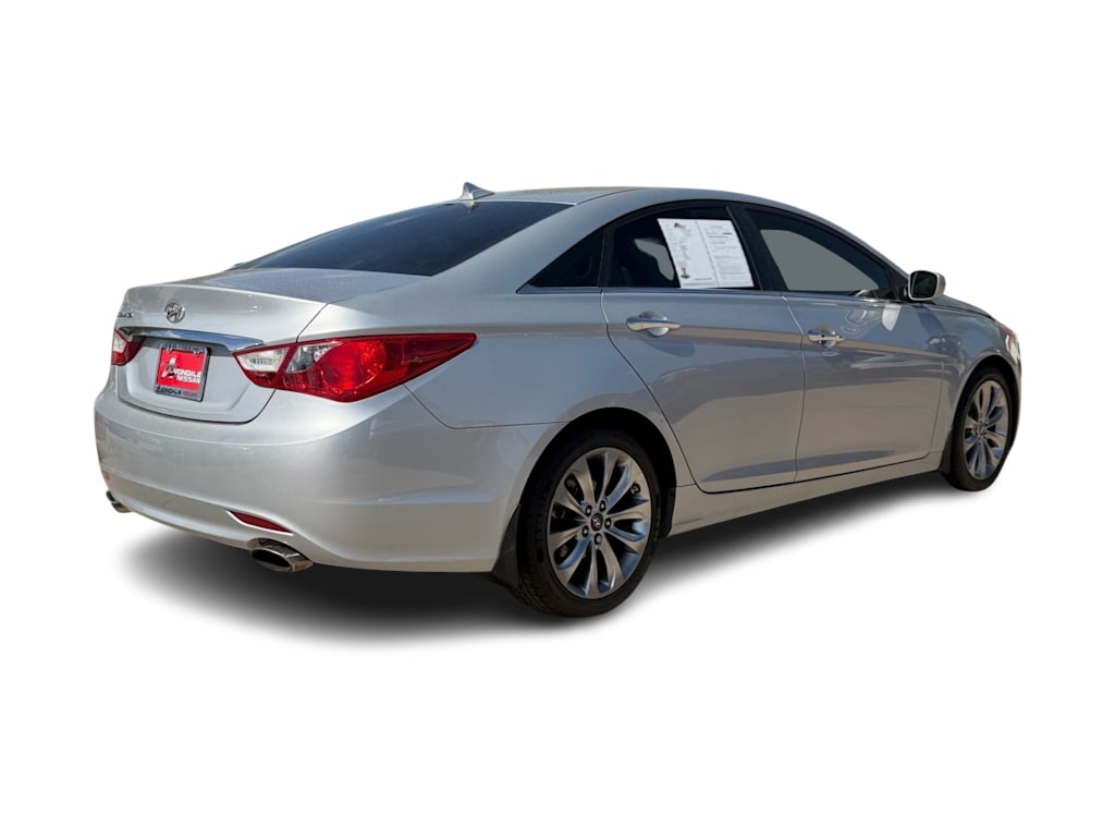 Thumbnail: 2011 Hyundai Sonata - 15
