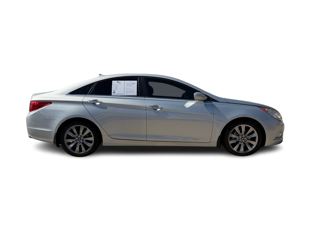 Thumbnail: 2011 Hyundai Sonata - 16