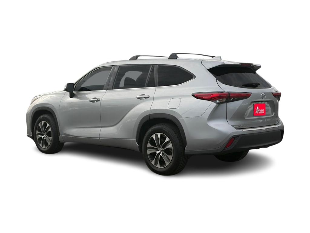 Thumbnail: 2021 Toyota Highlander - 4