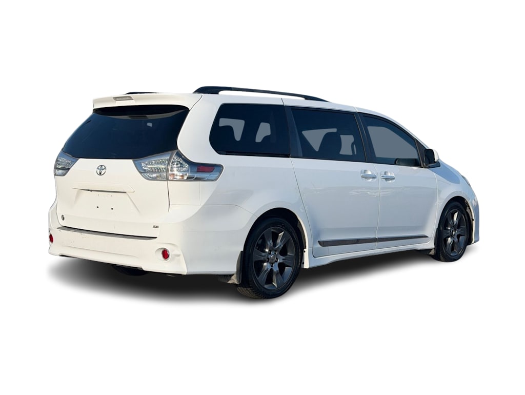 Thumbnail: 2015 Toyota Sienna - 15