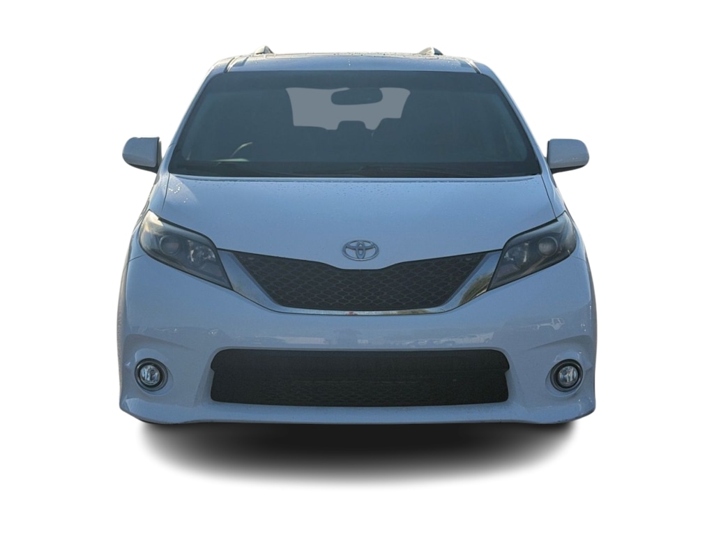Thumbnail: 2015 Toyota Sienna - 18