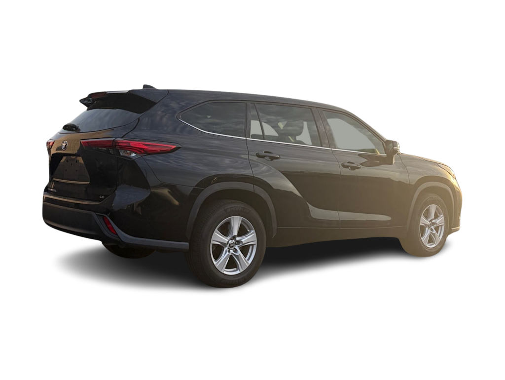 Thumbnail: 2021 Toyota Highlander - 7