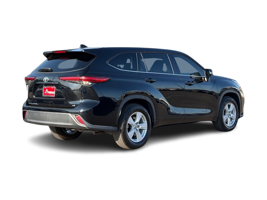 Thumbnail: 2021 Toyota Highlander - 18