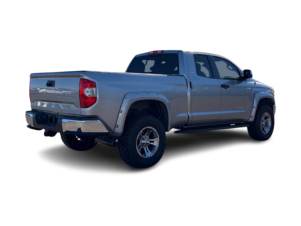 Thumbnail: 2015 Toyota Tundra - 8