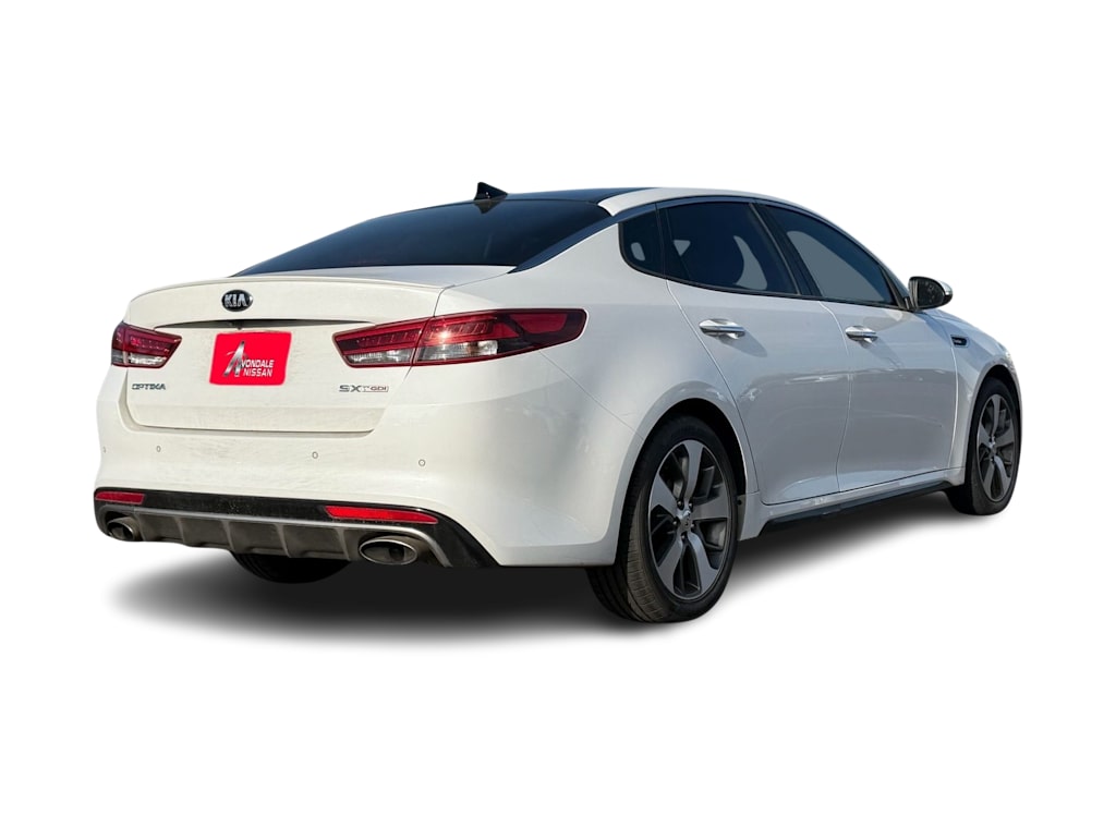 Thumbnail: 2016 Kia Optima - 10