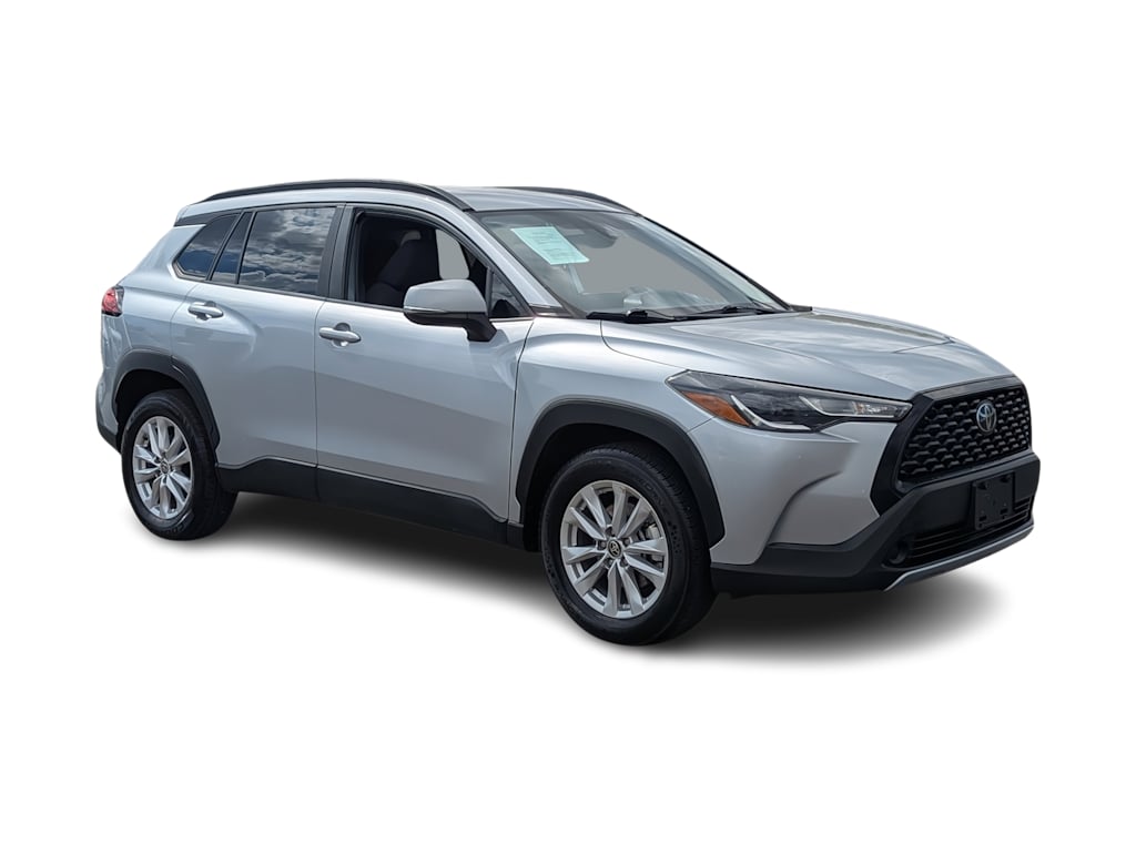 Thumbnail: 2022 Toyota Corolla Cross - 22