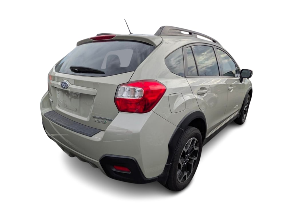 Thumbnail: 2016 Subaru Crosstrek - 10