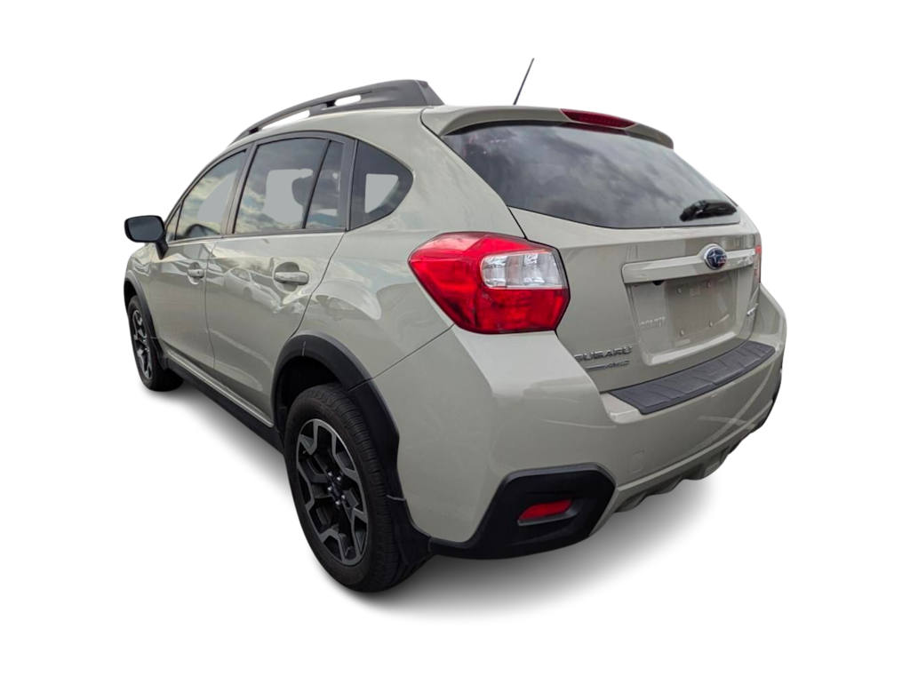 Thumbnail: 2016 Subaru Crosstrek - 3