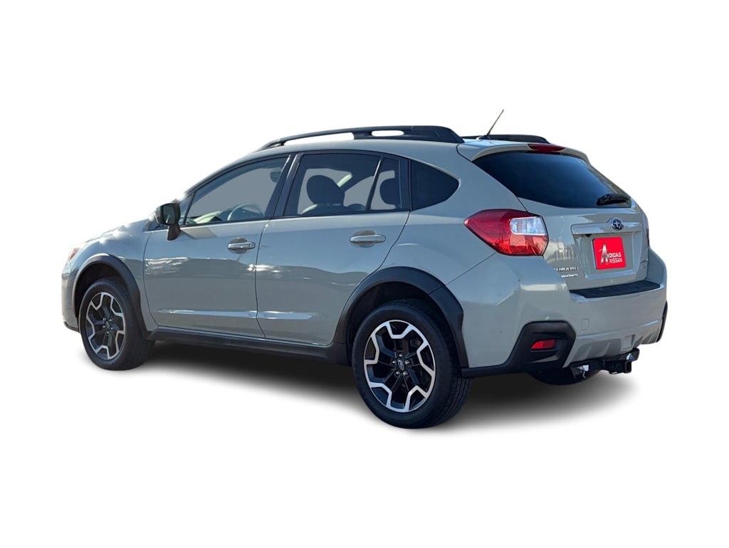 Thumbnail: 2017 Subaru Crosstrek - 4