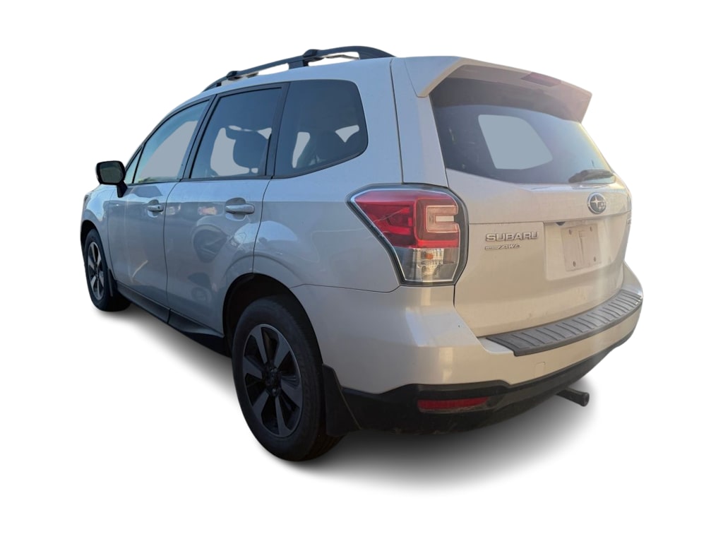Thumbnail: 2017 Subaru Forester - 3