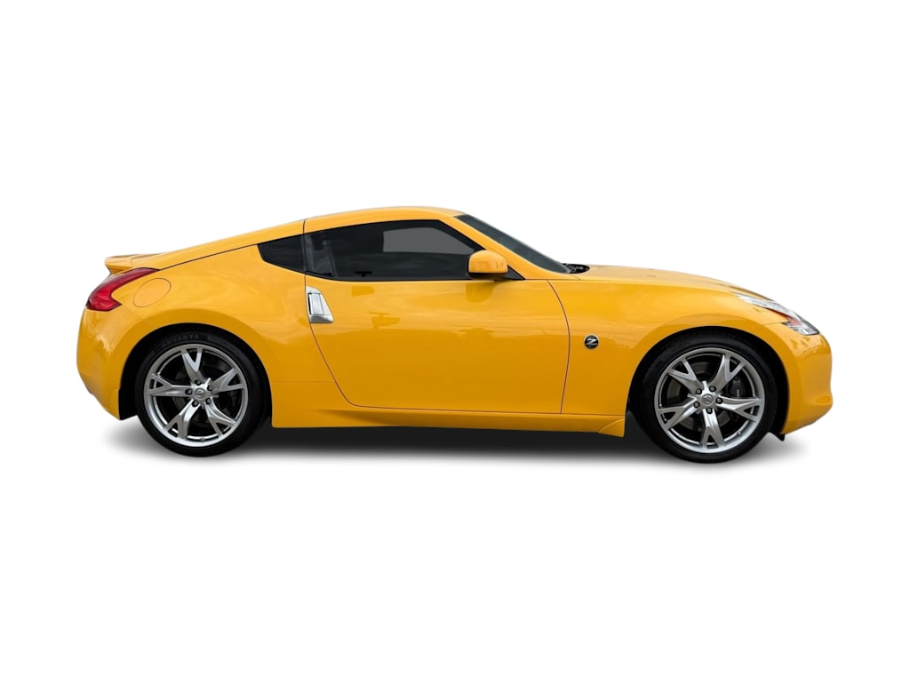 Thumbnail: 2009 Nissan Z - 15