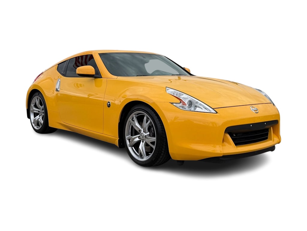 Thumbnail: 2009 Nissan Z - 16