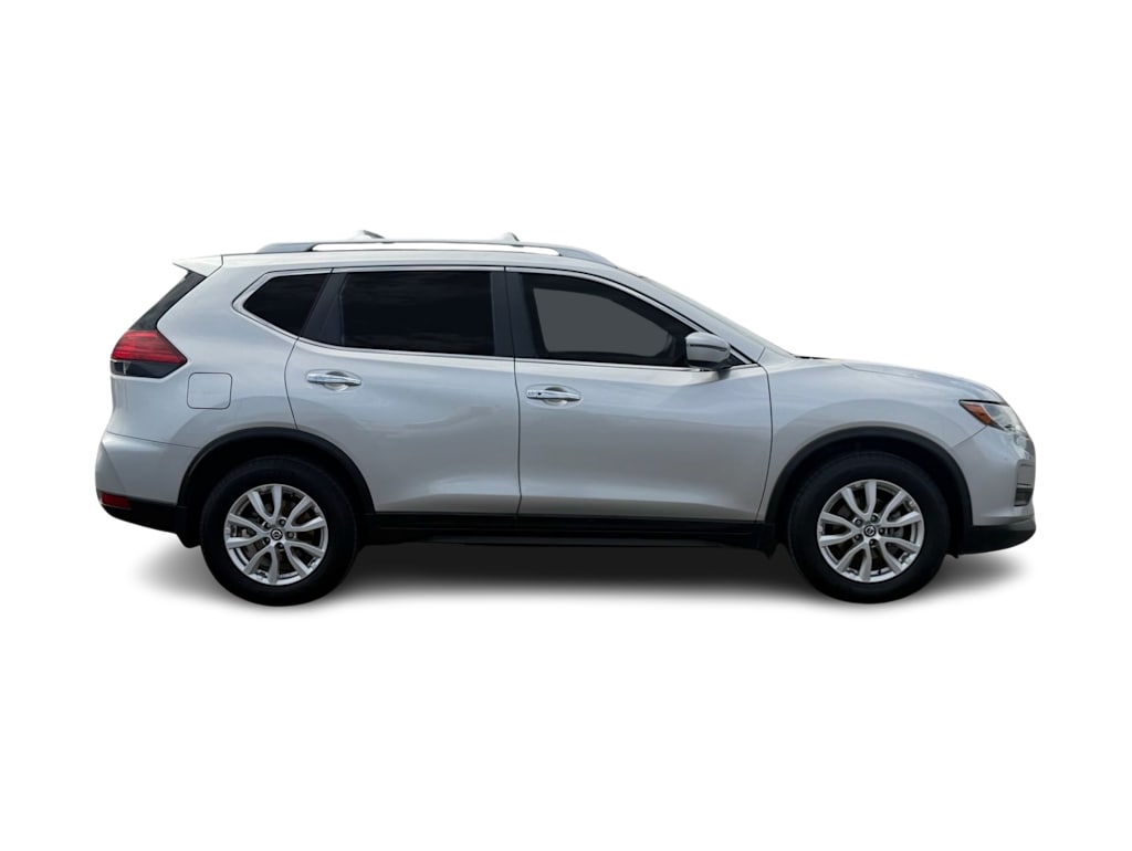 Thumbnail: 2017 Nissan Rogue - 16